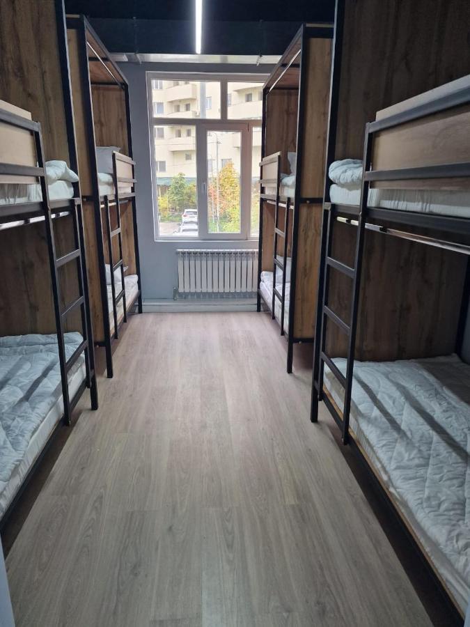 Hostel O2 Almaty Ngoại thất bức ảnh