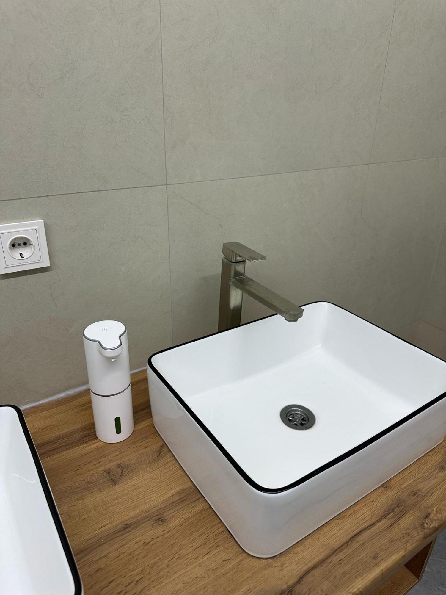 Hostel O2 Almaty Ngoại thất bức ảnh